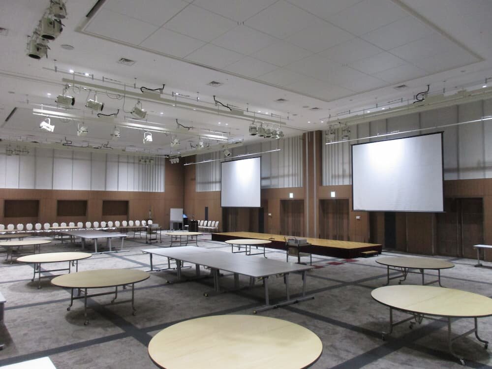 コンベンションホール