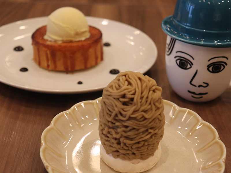HICity square café/bar1