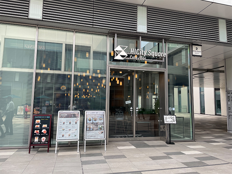 HICity square café/bar2