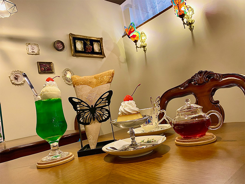 クレープ喫茶レピドプテラ1